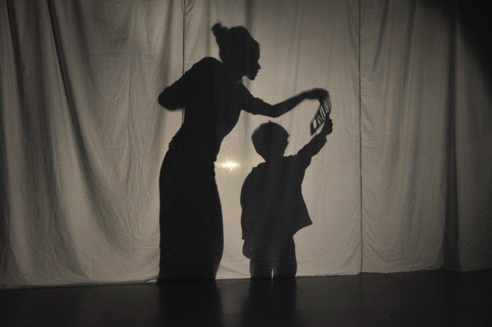 Julia Atelier microgosmonie au TJP