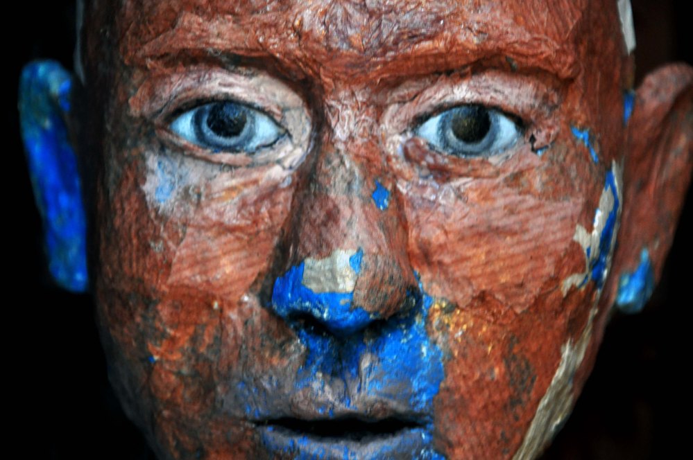 Regard Hologram Retak.KontemporerMarionnette.AUTOMNE2085 SARANG 50D